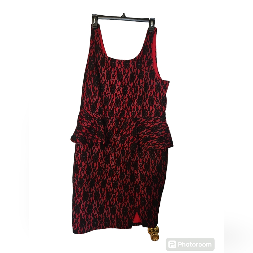 New torrid dress red and black size 14